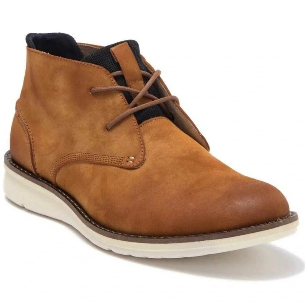 Like New Kenneth Cole Brown Leather Chukka Boots